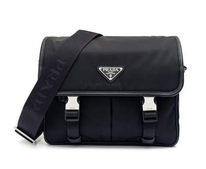 ☆送料関税込☆PRADA Re Nylon メンズ ショルダーバッグ☆超人気