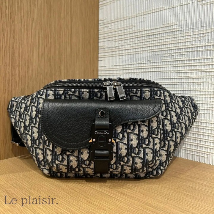 【新作☆】 Dior 8 ベルトバッグ　ブラック