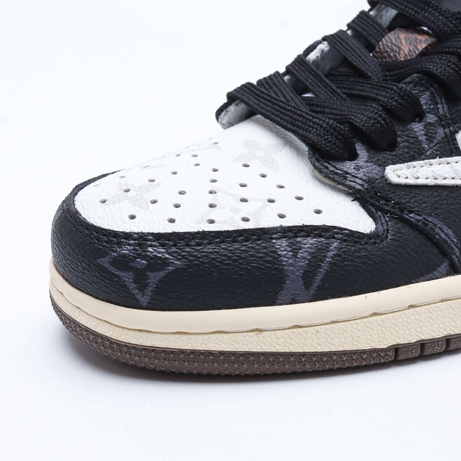【日本未入荷】Louis Vuitton x Travis Scott x Nike Air Jordan 1 Low OG SP"Damier Azur/LV Monogram"【正規品】[代金引換]