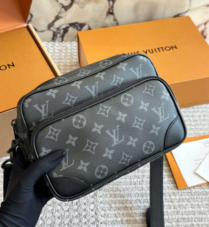 【ラグジュアリーな存在感♪】Louis Vuitton　ショルダーバッグ