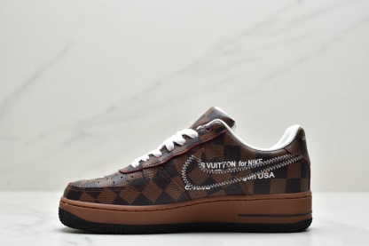 【新商品発売】【今年の新商品】Nike’s Louis Vuitton Air Force 1Xナイキエアフォース1 【本物保証】【代金引換】
