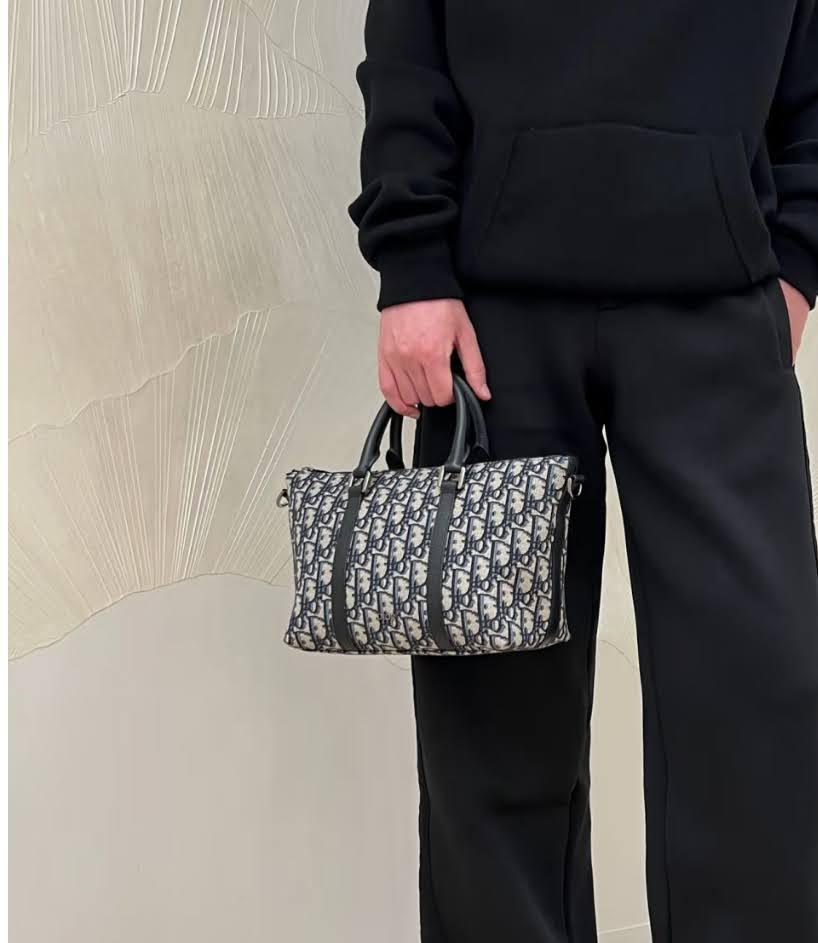 ユニセックス ２Way【DIOR】Weekender25 バッグ