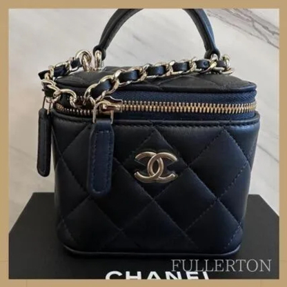 【定番ブラック☆上品】CHANEL ヴァニティ ショルダーバッグ
