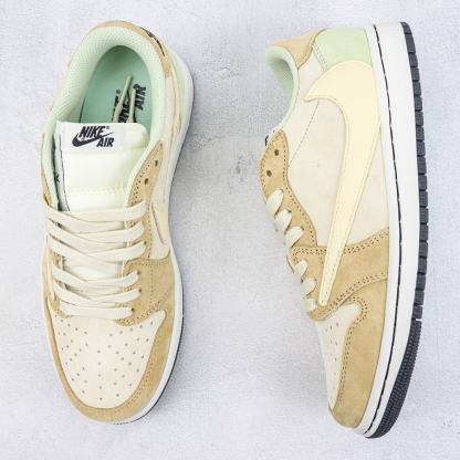 Travis Scott x Air Jordan 1“Gold Toe”