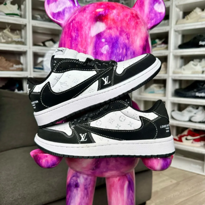 ◆正規品louis voitton◆Travis Scott x Nike Air Jordan 1 Low 送料無料