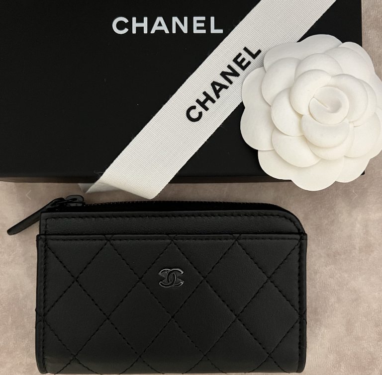 国内即発 CHANEL フラグメントケース キャビア ミニ財布