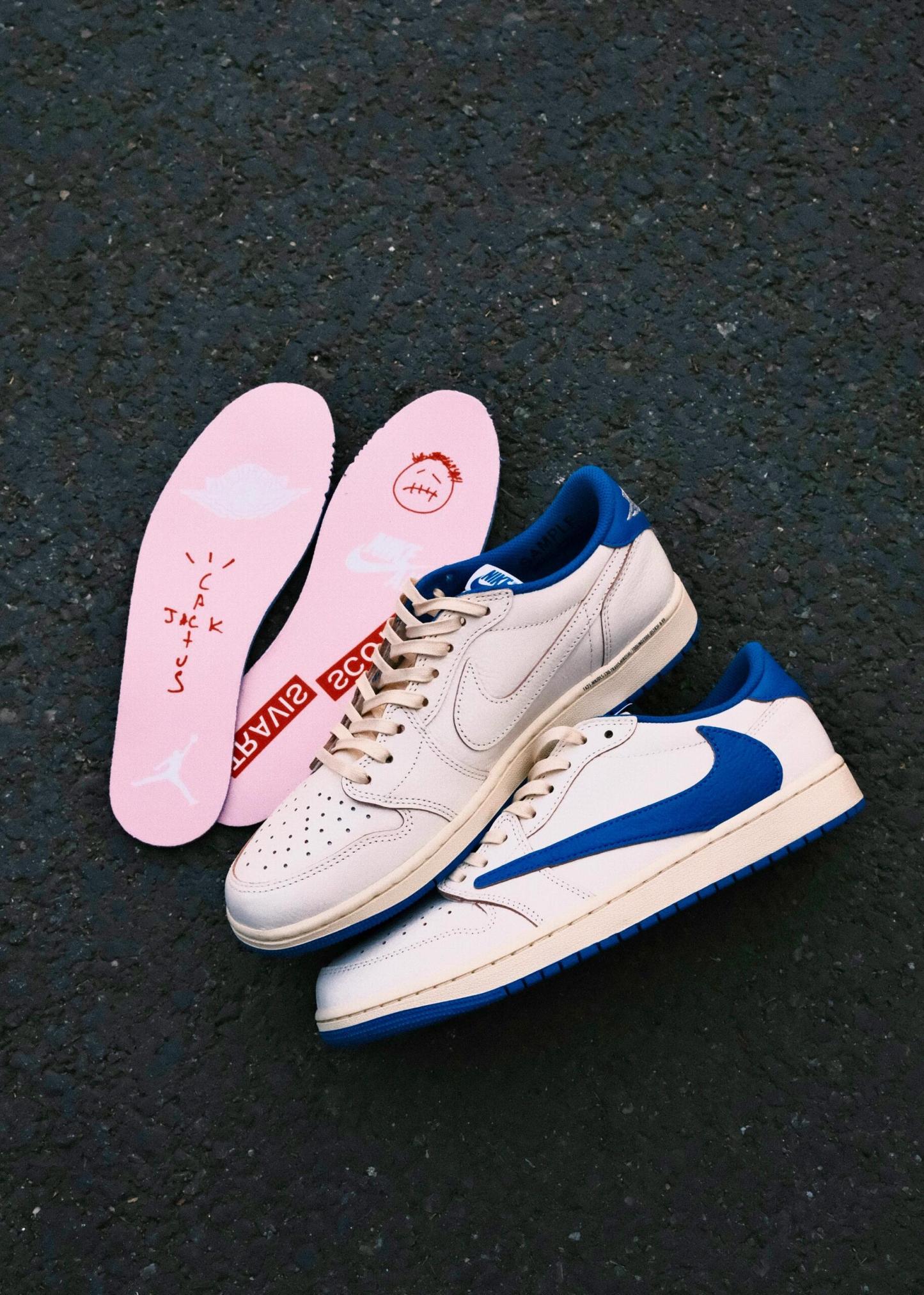Travis Scoot x fragment design x air jordan 1 low OG