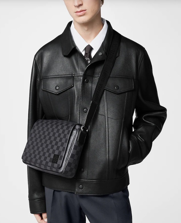 ☆安心の国内発送☆LV ディストリクト PM NV3　新モデル☆素敵♪