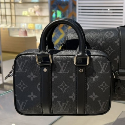 直営店★Louis Vuitton★ナノ・PDV モノグラム ロゴストラップ
