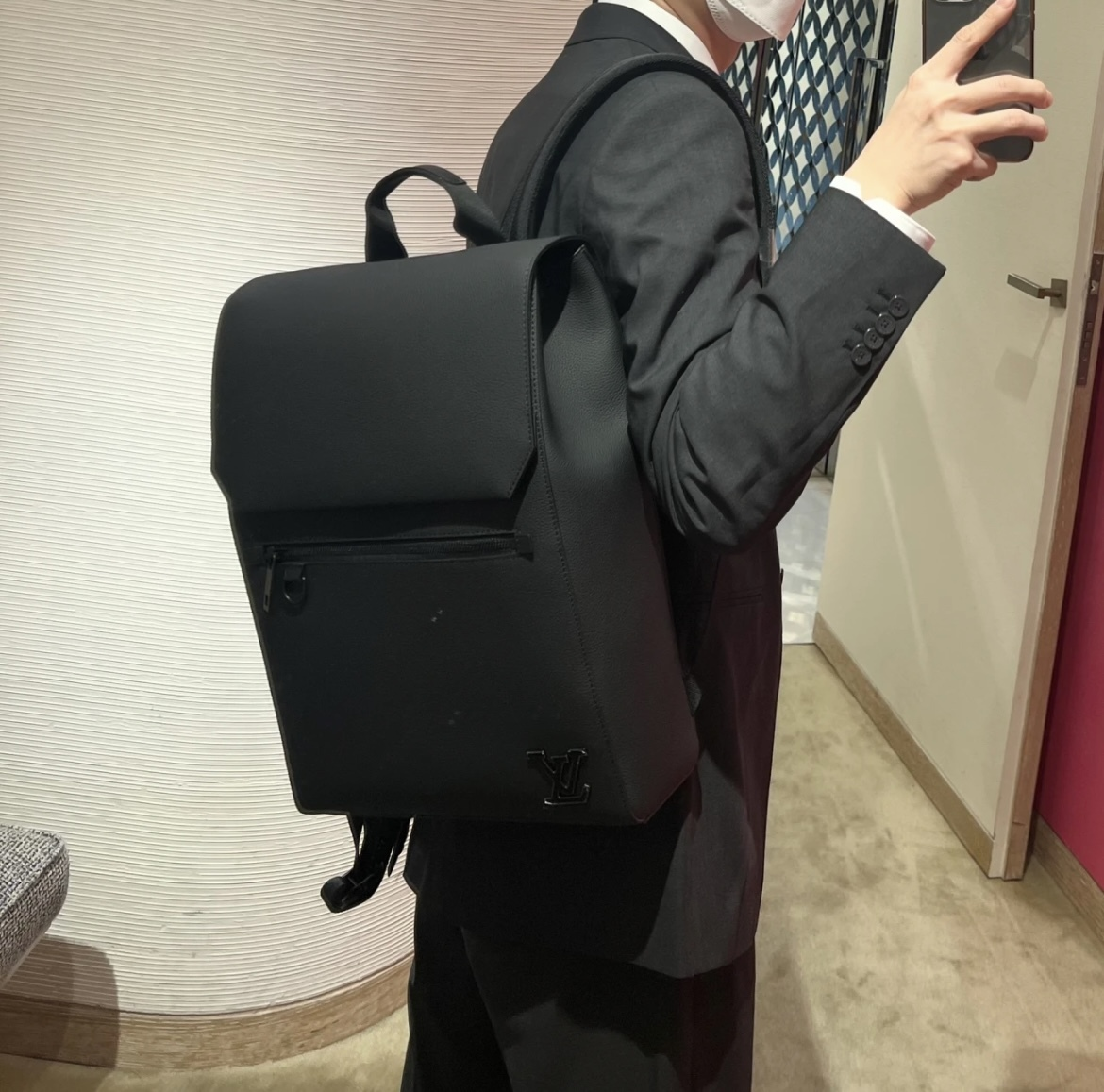 【クールなシルエット♪】Louis Vuitton★バッグパック