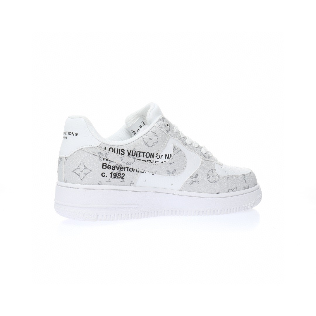 【日本未入荷】♪超入手困難Louis Vuitton x Nike Air Force1 ホワイトグレー【本物保証】【代金引換】