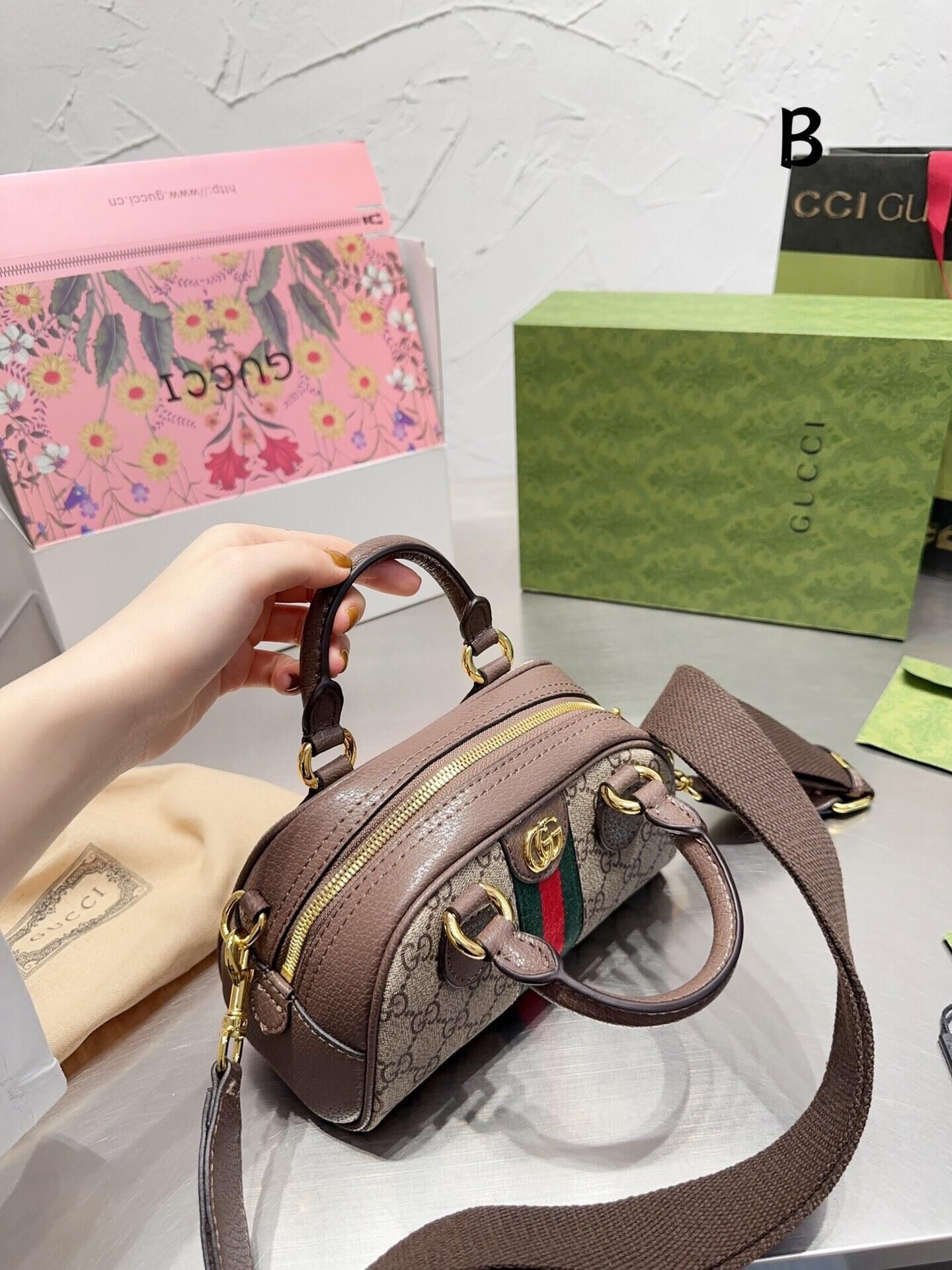 ♥Gucci  Ophidia   ボストンバケットバッグ最新コレクション