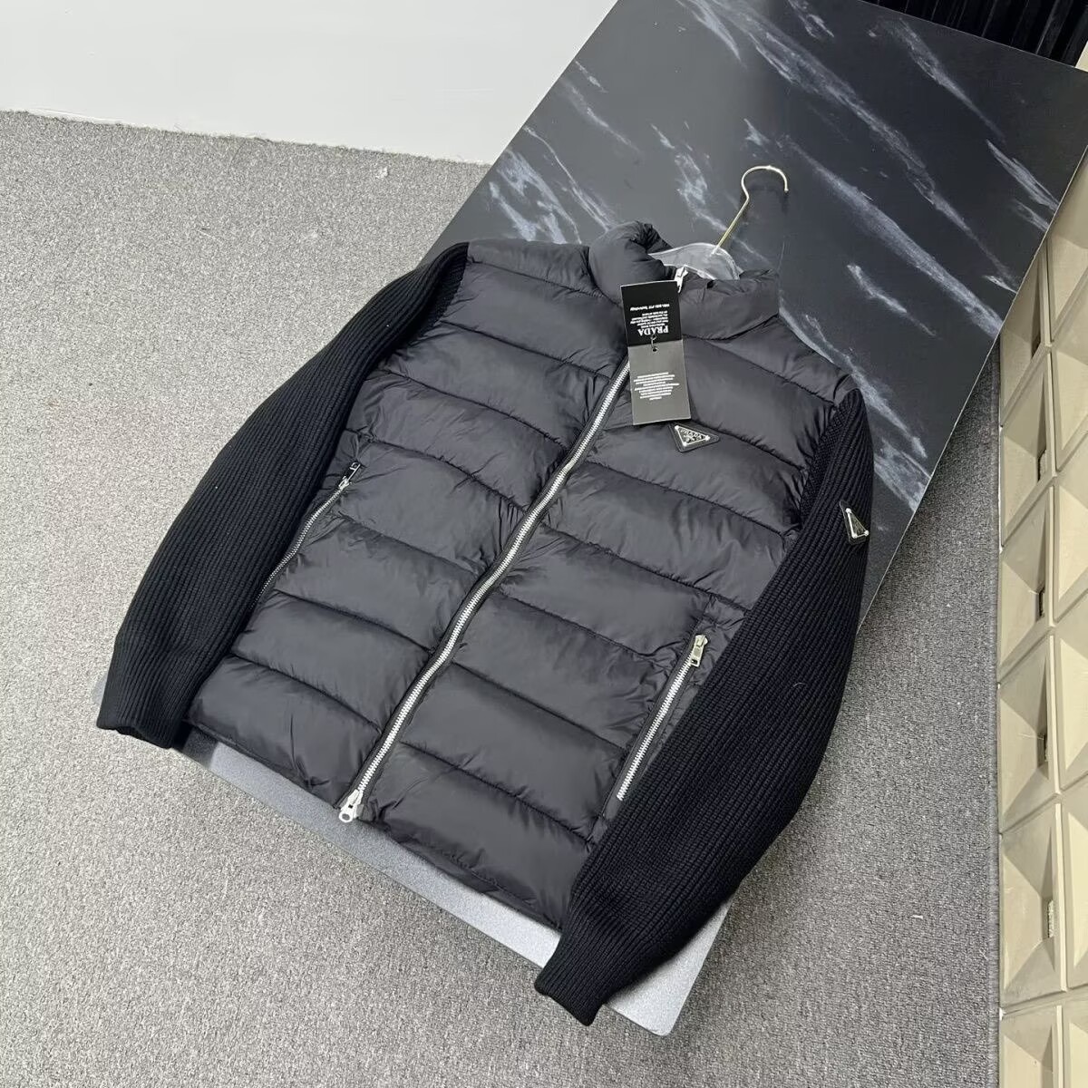 【PRADA】中綿入りウール混カーディガン 長袖 ロゴ コットン