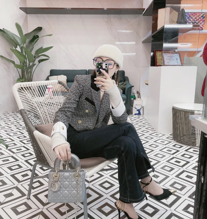 【ディオール国内配送】LADY DIOR マイクロバッグ【最短発送】