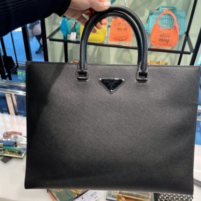 【PRADA】プラダ☆三角ロゴ サフィアーノ トートバッグ☆2VG101