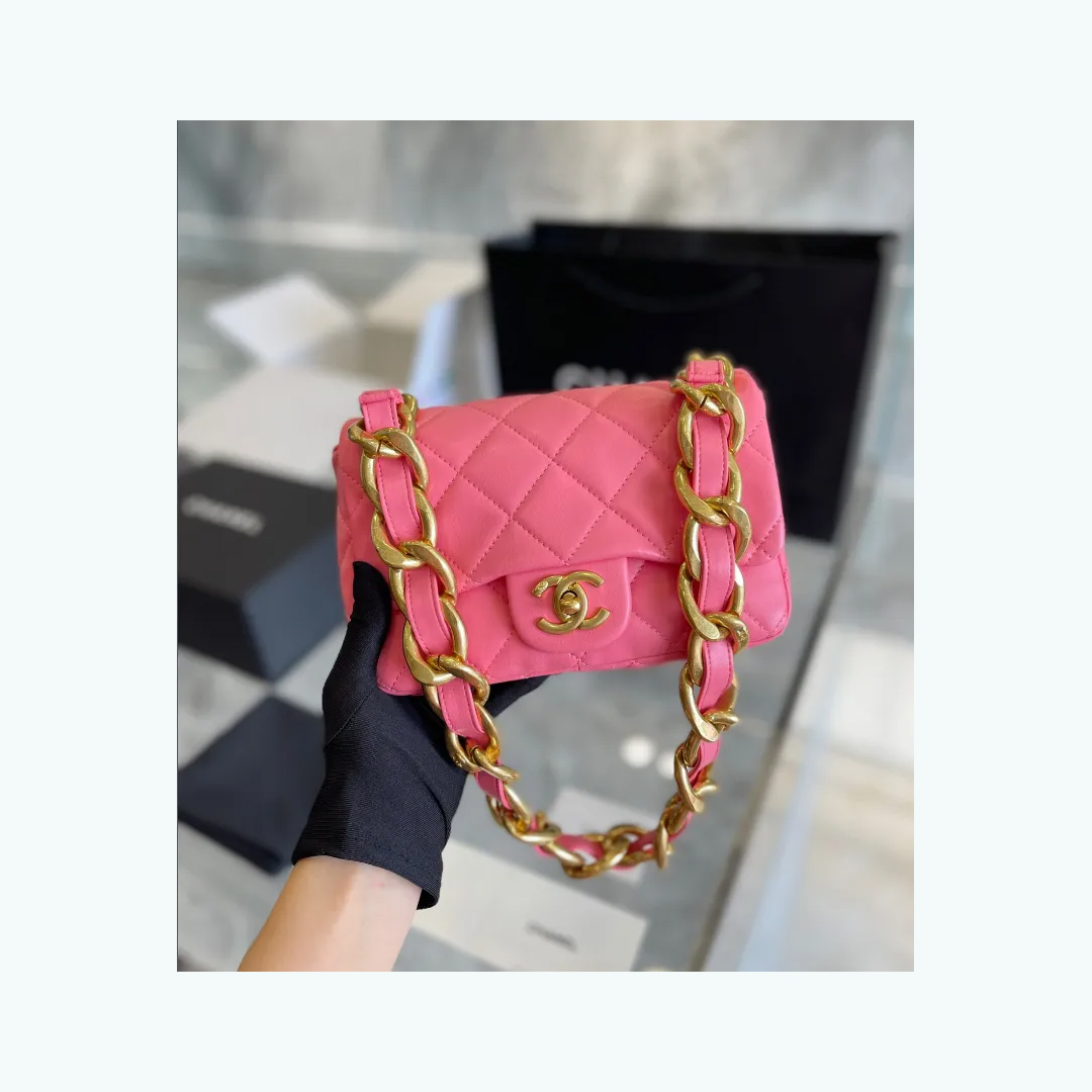 すぐ届く国内発送★CHANEL存在感と品のあるラージフラップバッグ