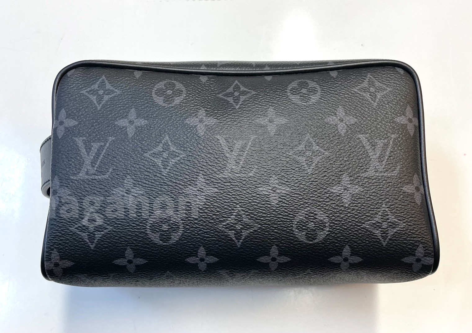 【国内直営即発】セカンドバッグにも!LVロッカー ドップ・キット