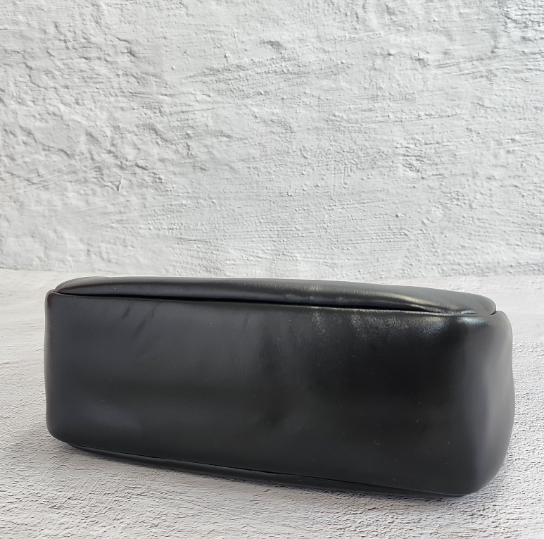 ★関税込★PRADA★Re-Edition ナッパレザー ショルダーバッグ