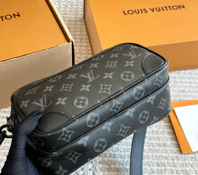 【ラグジュアリーな存在感♪】Louis Vuitton　ショルダーバッグ