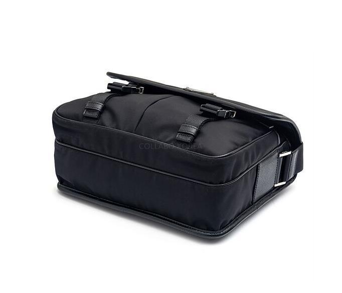 ☆送料関税込☆PRADA Re Nylon メンズ ショルダーバッグ☆超人気