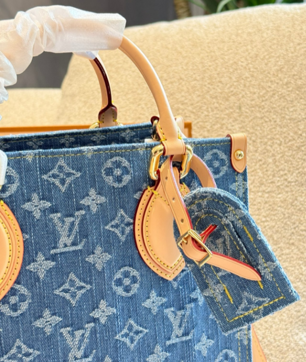 【国内発送】Louis Vuitton　オンザゴー　PM　トートバッグ