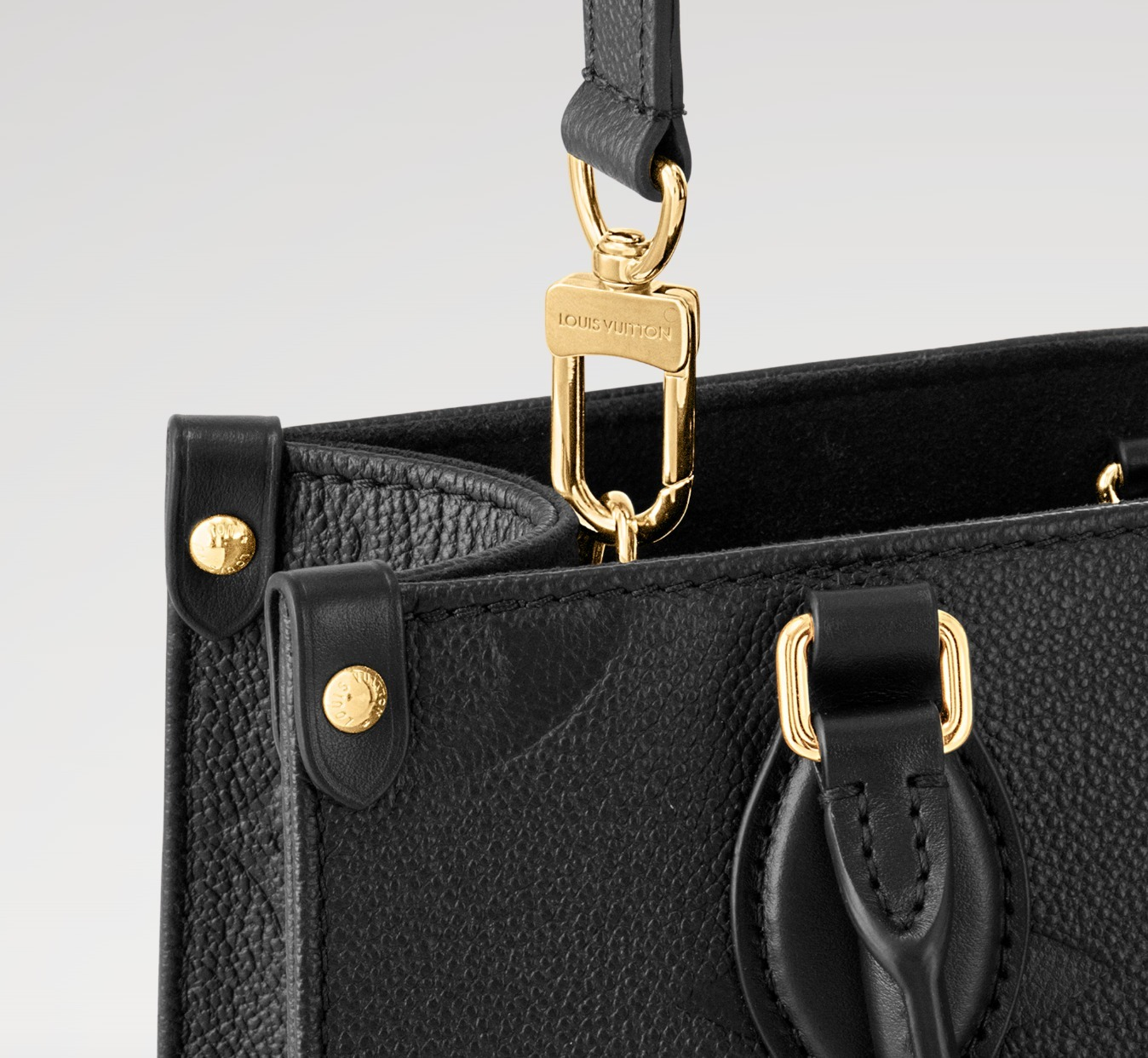 使いやすいサイズ♪ Louis Vuitton オンザゴー PM 3色