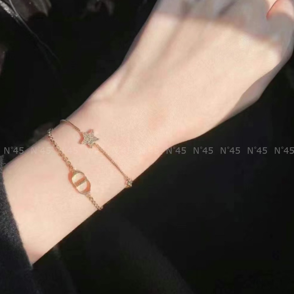 【Dior】☆星とCDとクリスタル☆ Petit CD ダブルブレスレット