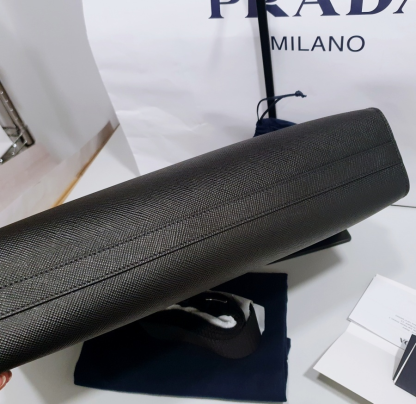 【PRADA】プラダ☆三角ロゴ サフィアーノ トートバッグ☆2VG101