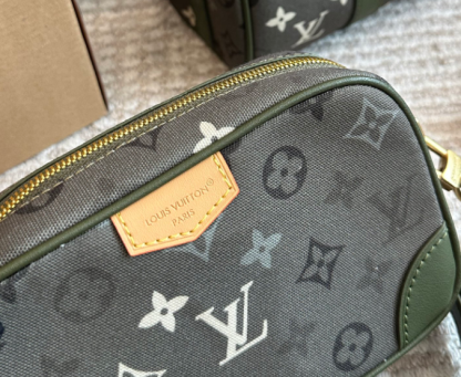 【洗練カーキ♪】ルイヴィトン ウェアラブル ショルダーバッグ