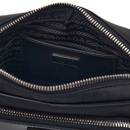 ♦PRADA♦Re-Nylon ブラッシュドレザークロスバッグ