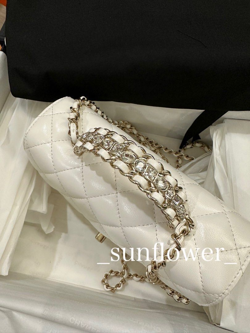 シャネル 23A キラキラビジュー トップハンドルバッグ ホワイト