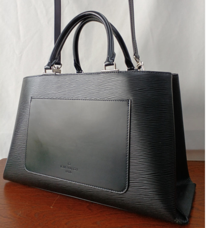 大人気♪ Louis Vuitton（ヴィトン）エピ バッグ