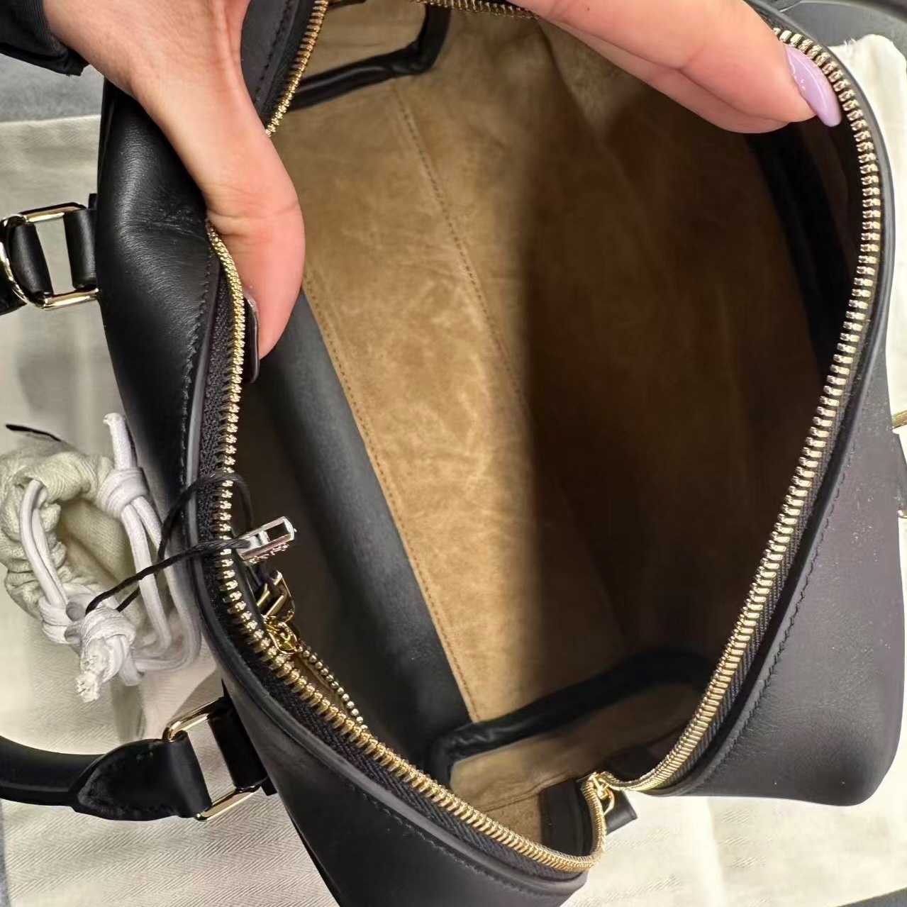 在庫有◆LOEWE◆上品アリゾナポーチ◆豪華セレブカーフスキン