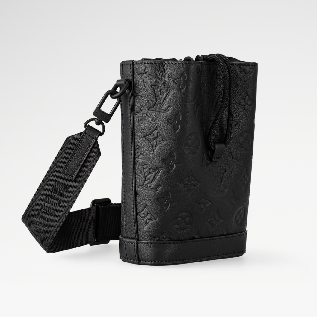 ◆コンパクト【 Louis Vuitton 】ノエ・スリング