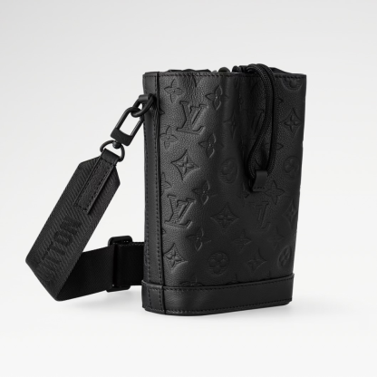 ◆コンパクト【 Louis Vuitton 】ノエ・スリング