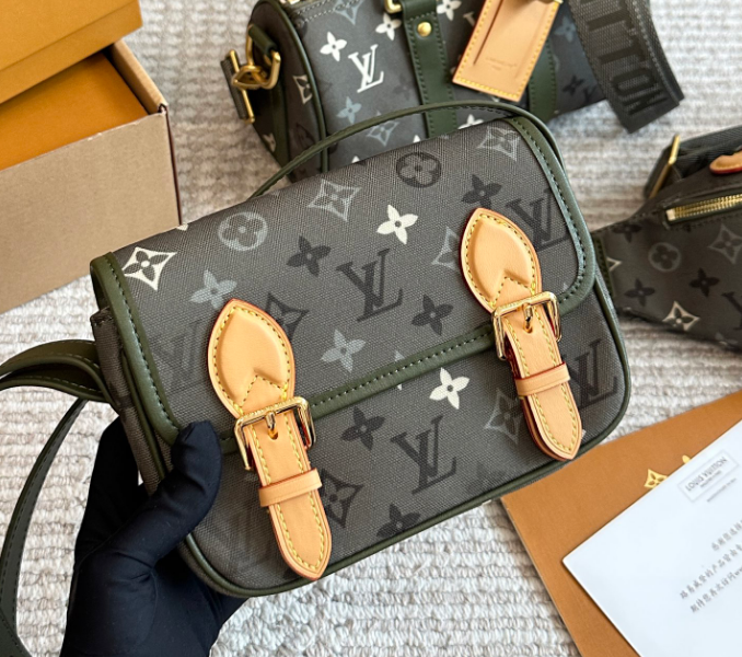 【ルイヴィトン】サッチェル・ウェアラブル ウォレット バッグ