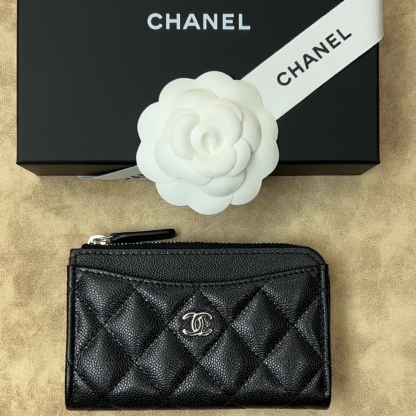国内即発 CHANEL フラグメントケース キャビア ミニ財布