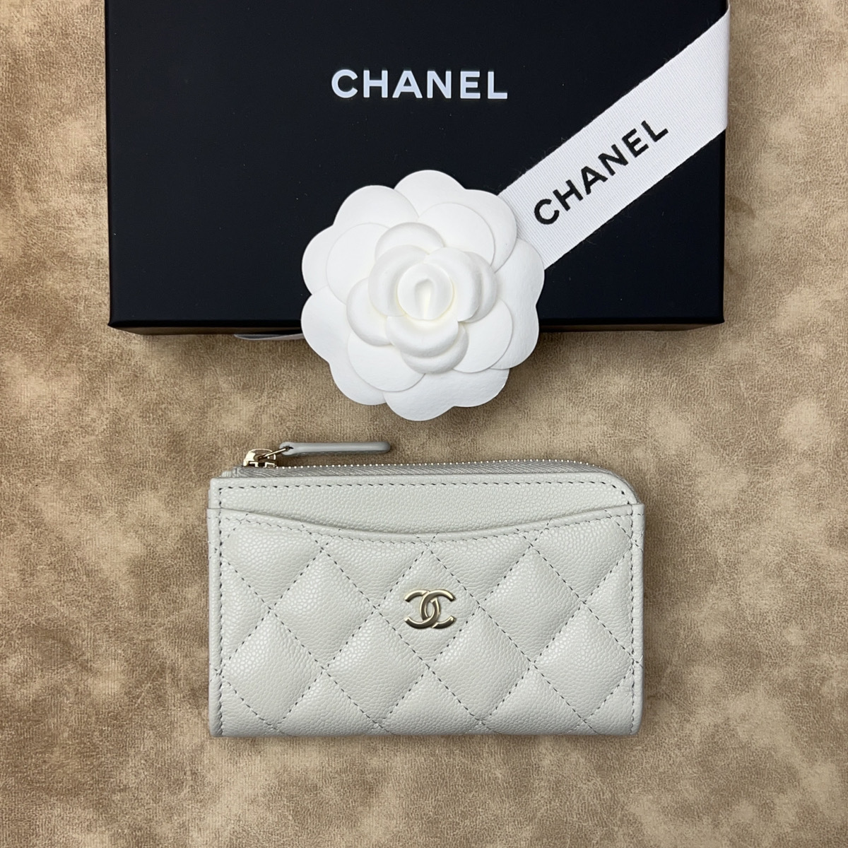 国内即発 CHANEL フラグメントケース キャビア ミニ財布