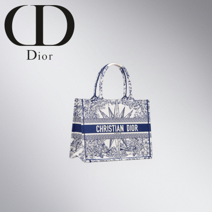 【新作】DIOR BOOK TOTE ミディアムバッグ