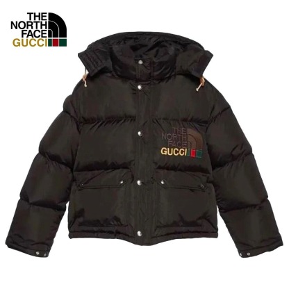 歴史的コラボ入手困難!GUCCI×THE NORTH FACE
