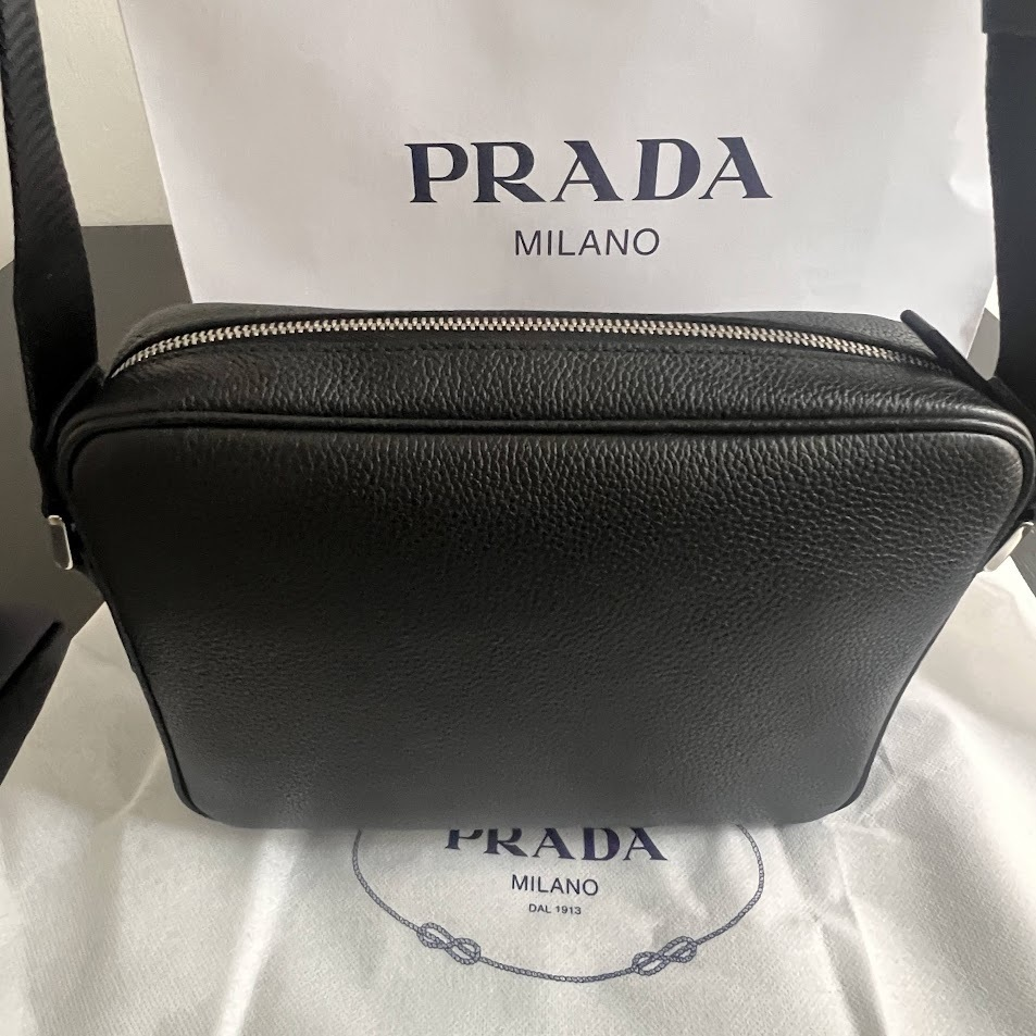 ♪直営アウトレット♪PRADA レザーショルダーバッグ 2VH094