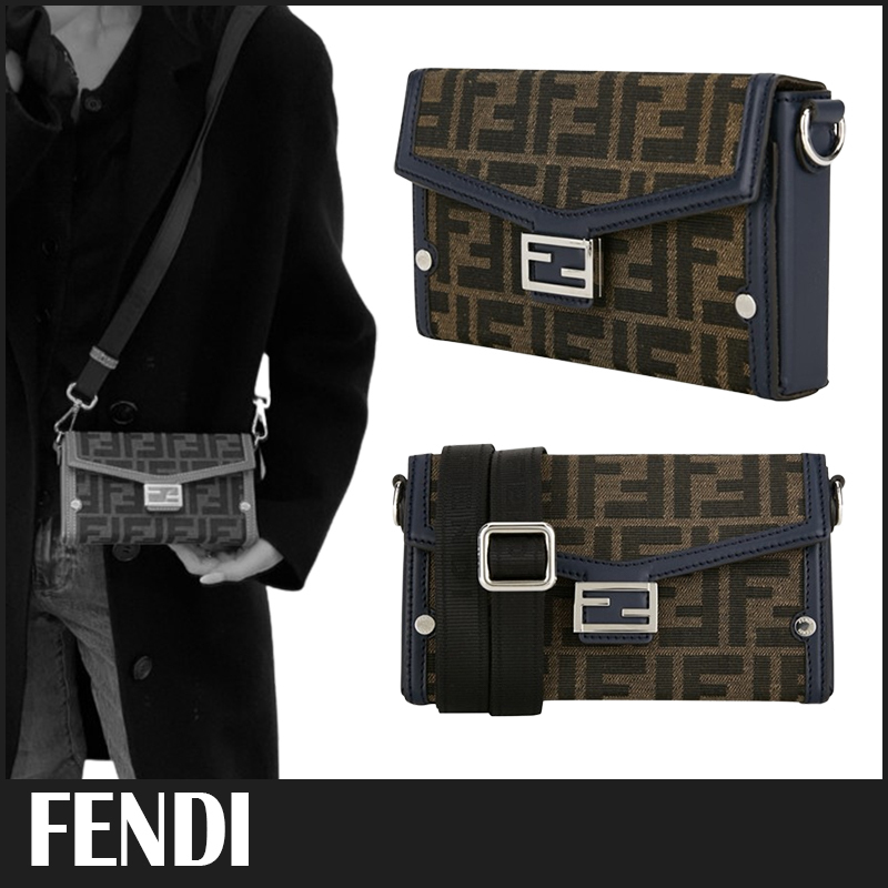☆送料関税込☆FENDI バゲット ソフトトランク ショルダーバッグ