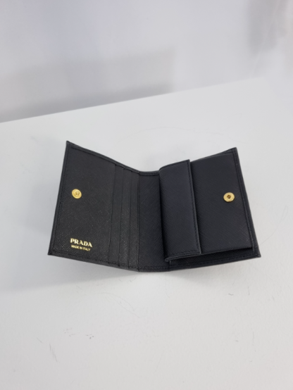 ★関税込★PRADA★SAFFIANO Triangle Logo★折りたたみ財布★