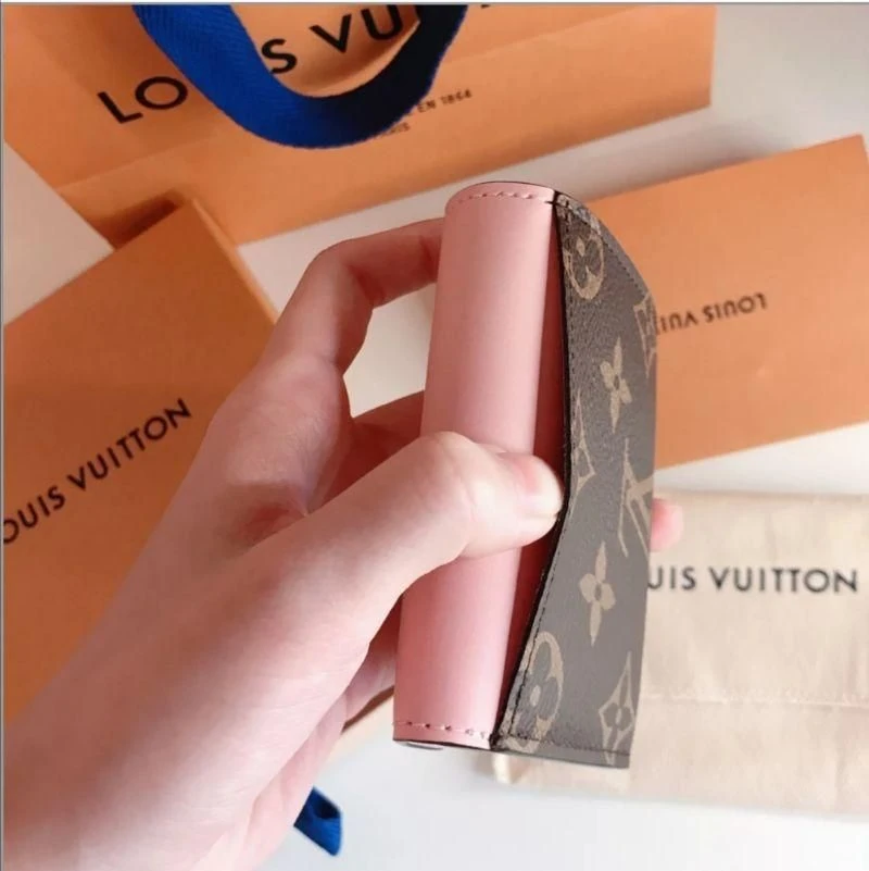 【国内発送】LOUIS VUITTON ポルトフォイユ ゾエ     M62932