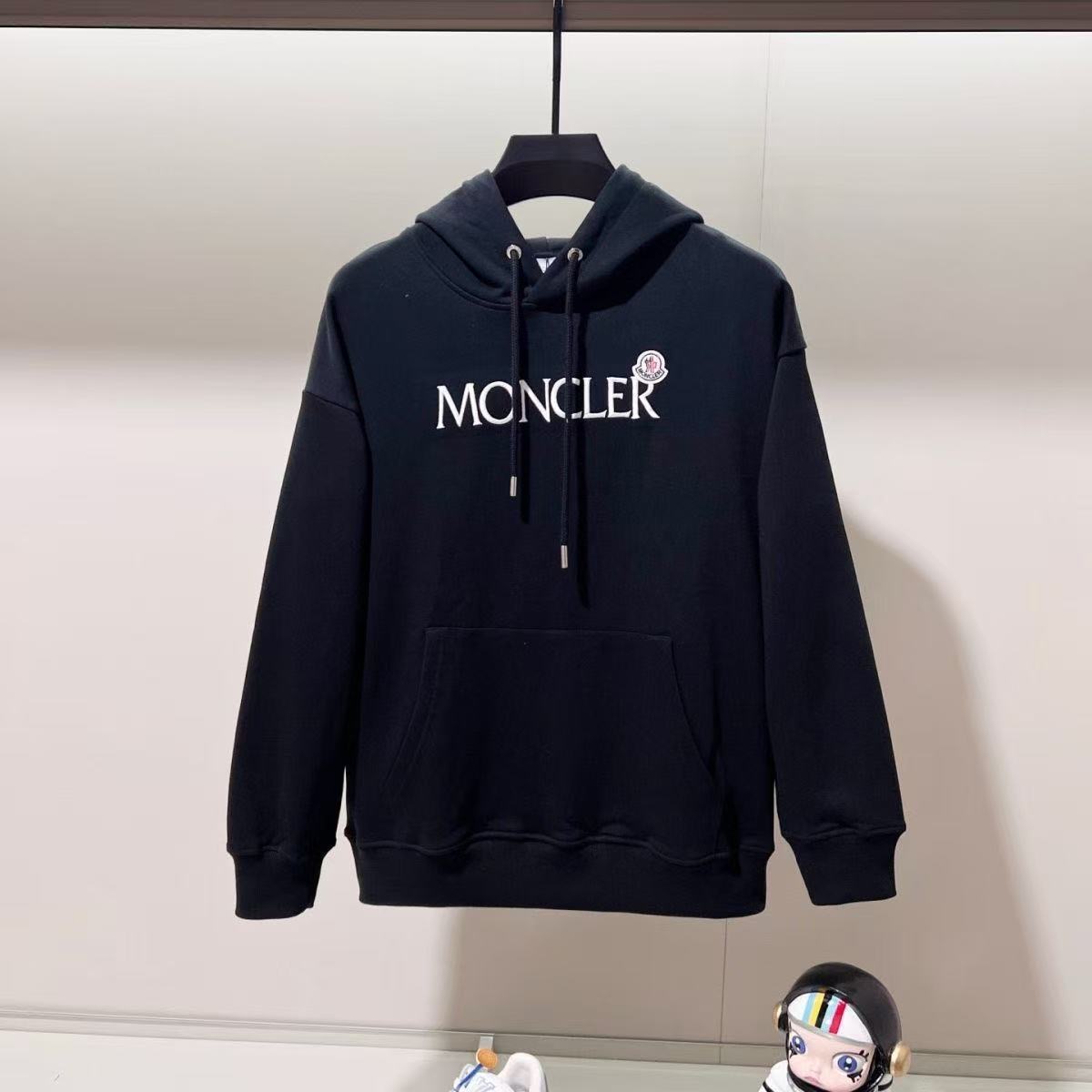 【国内即発】MONCLER パーカー フーディー 【返品・交換 無料】