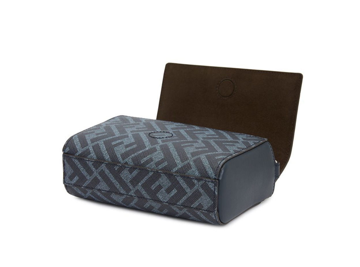 ★関税込★FENDI★FFスクエア コンパクト バッグ★