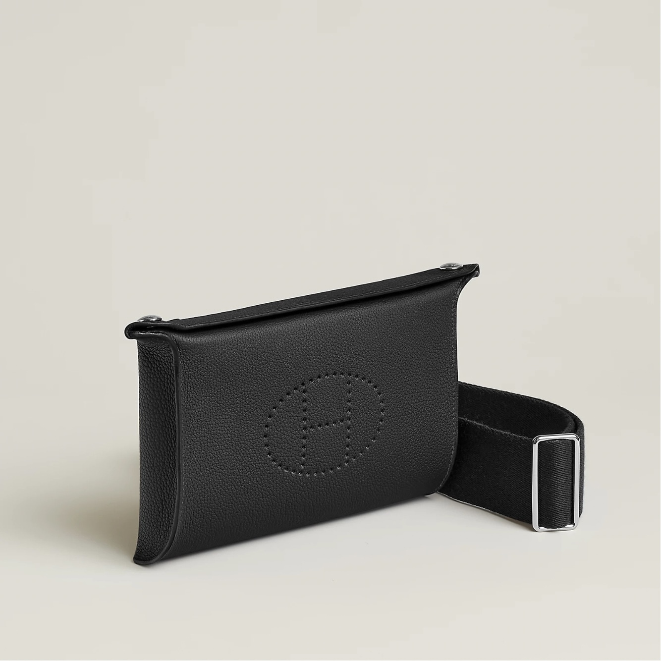 ＊カジュアル＊【HERMES】ヴィドポッシュ ショルダーバッグ