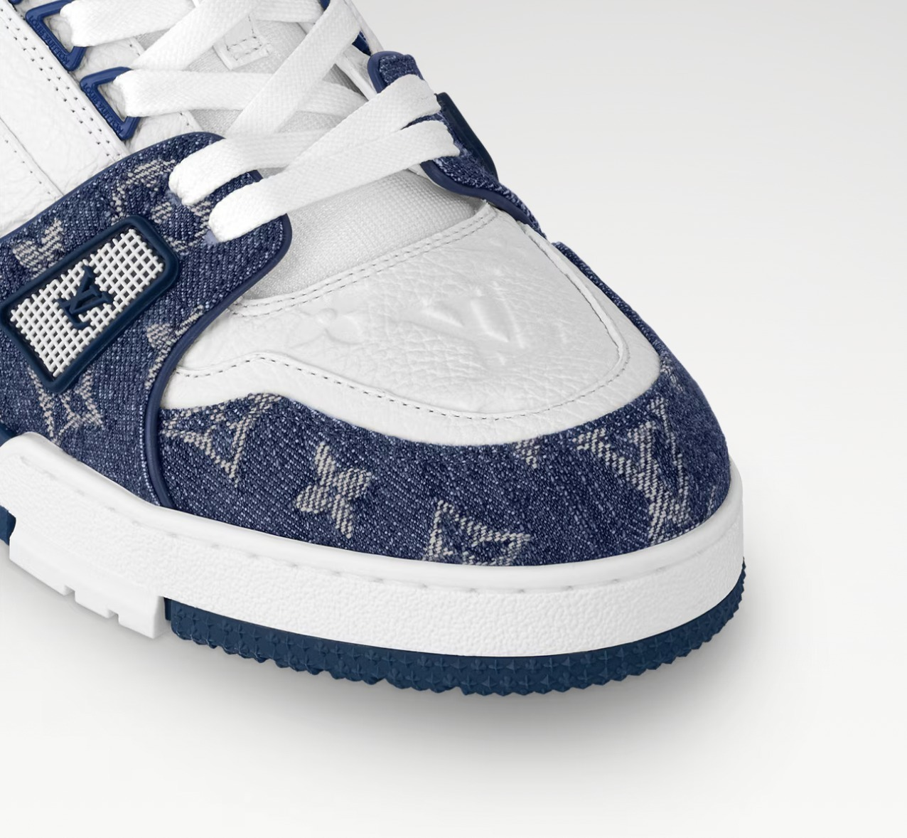 ◆人気を誇る1足【 LV 】LV トレイナー・ライン スニーカー