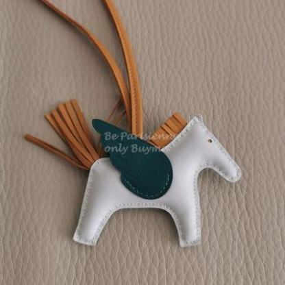 超入手困難【HERMES】エルメス チャーム 一点のみ入荷