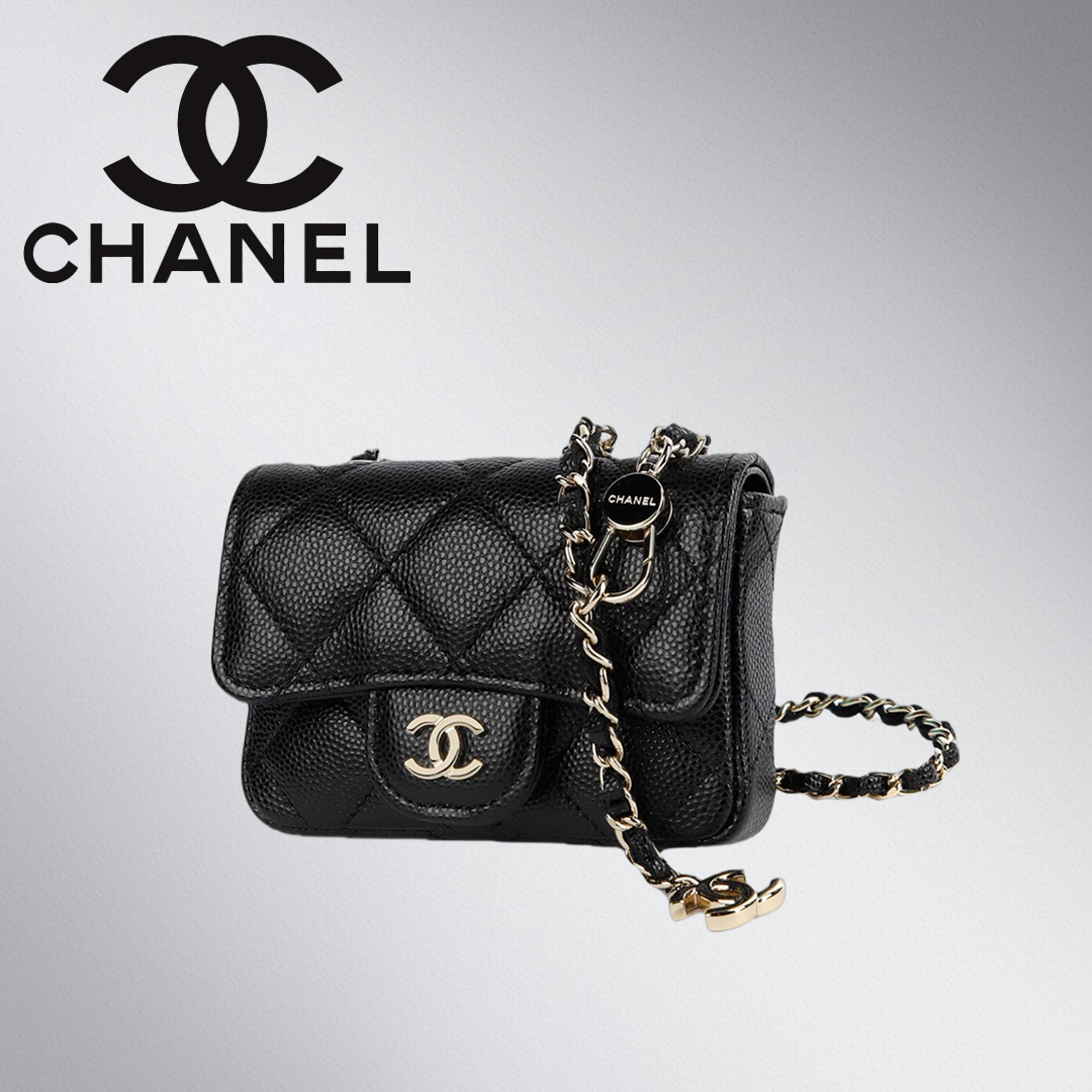 エレガントな一日を！【CHANEL】　クラシックチェーンクラッチ